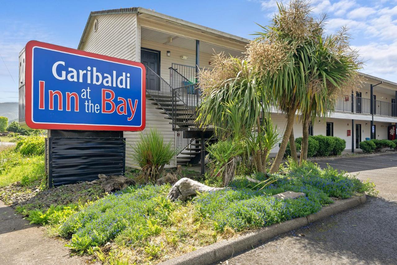 Garibaldi Inn At The Bay Exterior foto